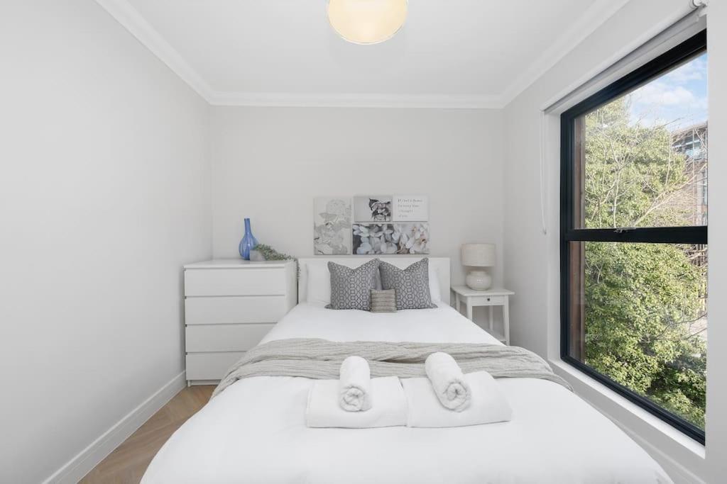 Pleasing 2Bed Flat 10Min To Wimbledon Tennis Court Londen Buitenkant foto